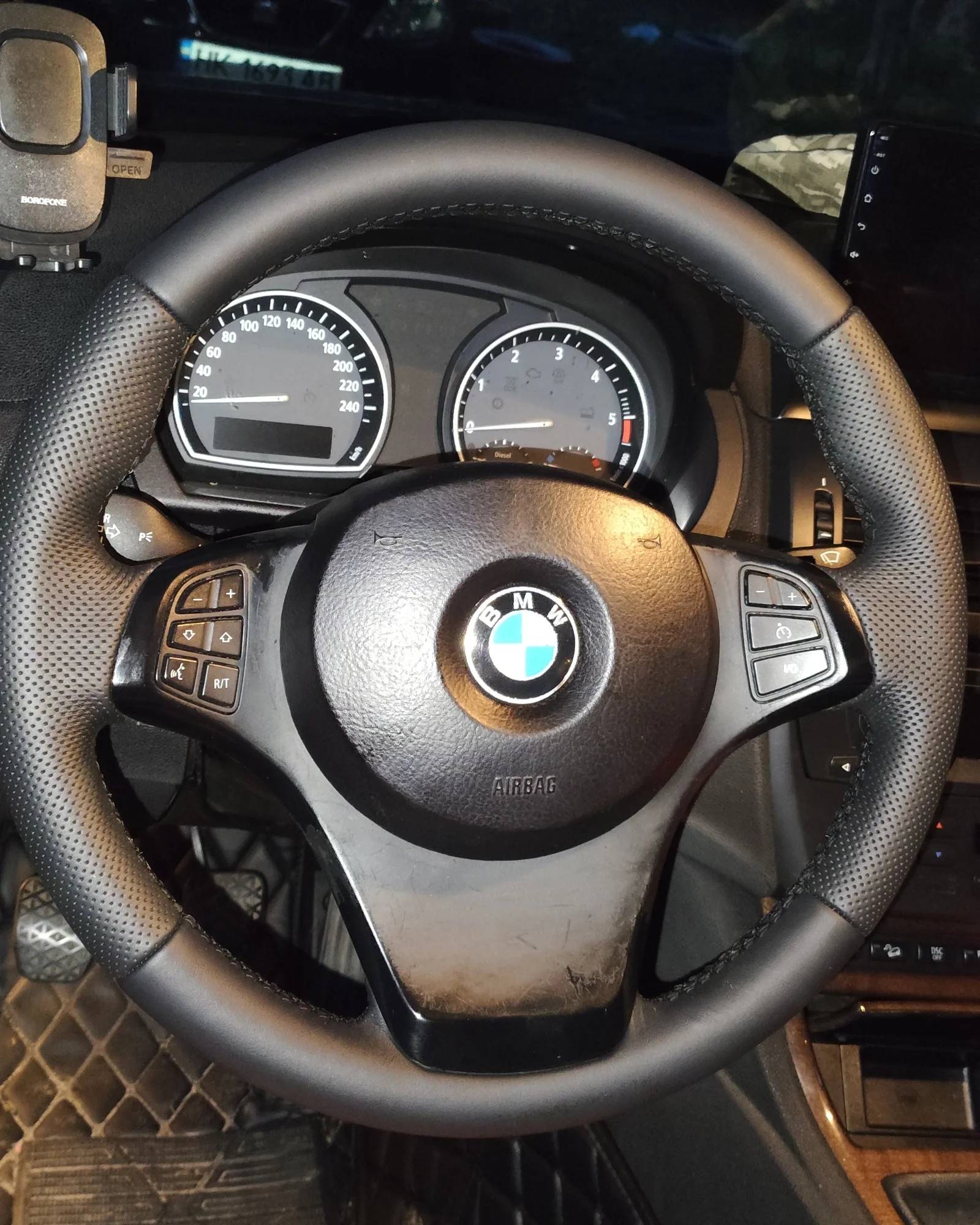 перетяжка керма шкірою BMW X3